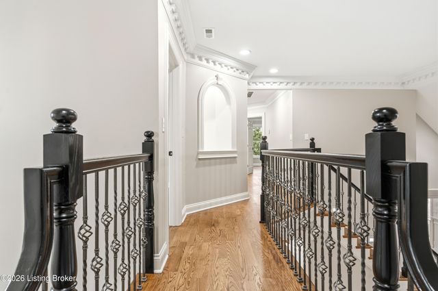 7502 Wycliffe Ct, Prospect, KY 40059