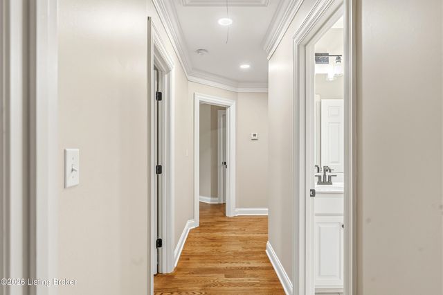 7502 Wycliffe Ct, Prospect, KY 40059