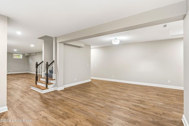 7502 Wycliffe Ct, Prospect, KY 40059