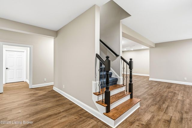 7502 Wycliffe Ct, Prospect, KY 40059