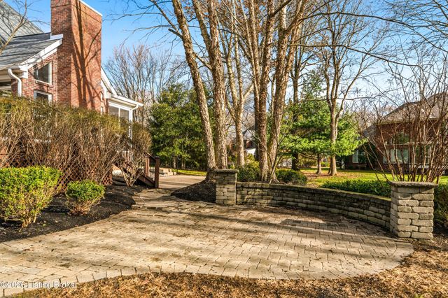 7502 Wycliffe Ct, Prospect, KY 40059