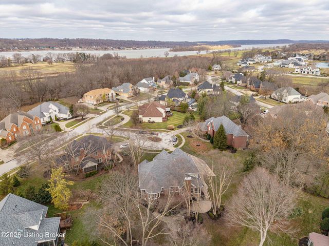 7502 Wycliffe Ct, Prospect, KY 40059