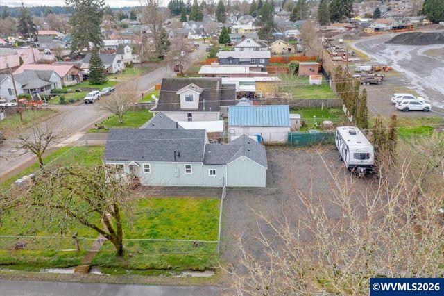 809 SW Ash St, Dallas, OR 97338