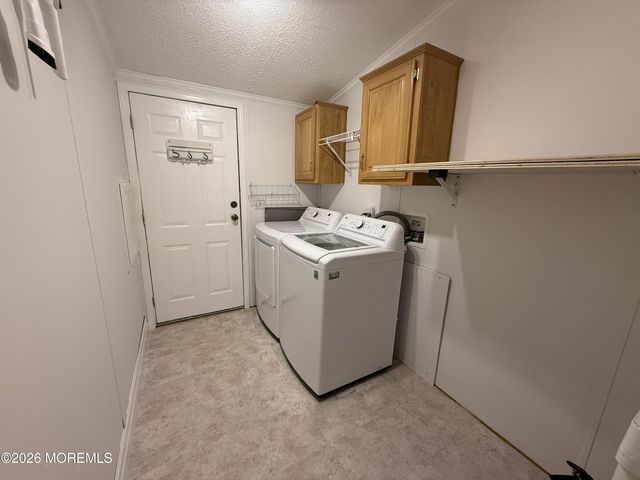 38 Village Road, Morganville, NJ 07751