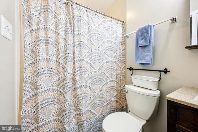 3877 OGILVIE CT, Woodbridge, VA 22192