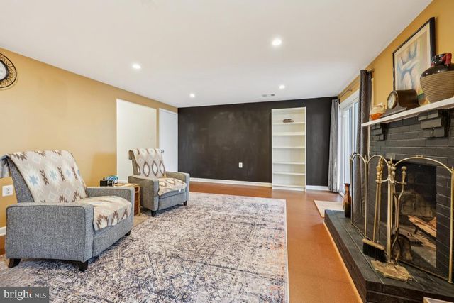 3877 OGILVIE CT, Woodbridge, VA 22192