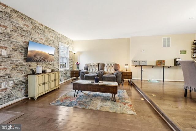 3877 OGILVIE CT, Woodbridge, VA 22192