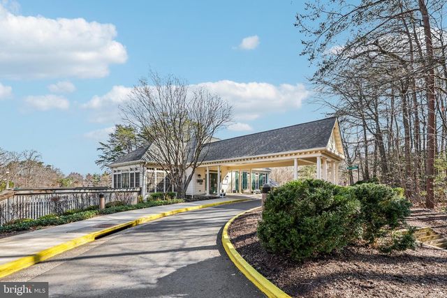 3877 OGILVIE CT, Woodbridge, VA 22192