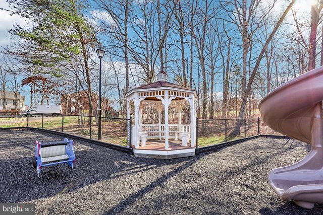 3877 OGILVIE CT, Woodbridge, VA 22192