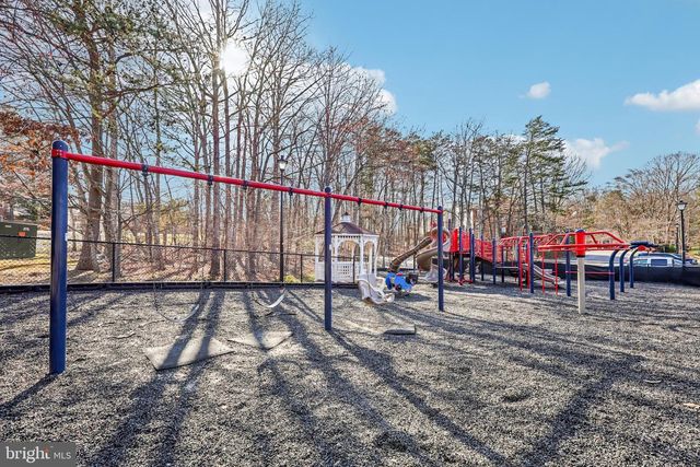 3877 OGILVIE CT, Woodbridge, VA 22192