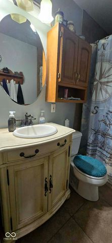 10255 Hodge Road, Clayton, IN 46118