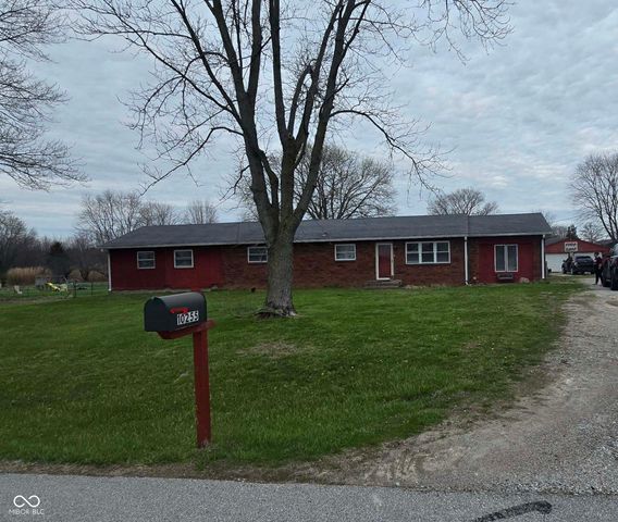 10255 Hodge Road, Clayton, IN 46118