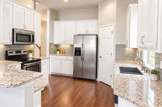 2043 CHEVELLA Drive, Dallas, TX 75232