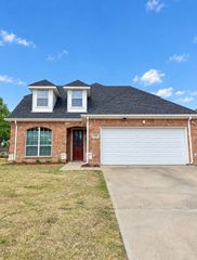 2043 CHEVELLA Drive, Dallas, TX 75232