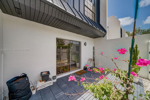 5555 Ludlam Road 106, South Miami, FL 33155
