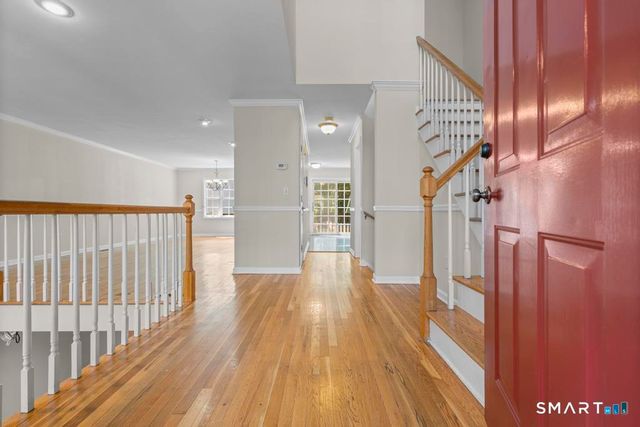 584 Hope Street 7, Stamford, CT 06907