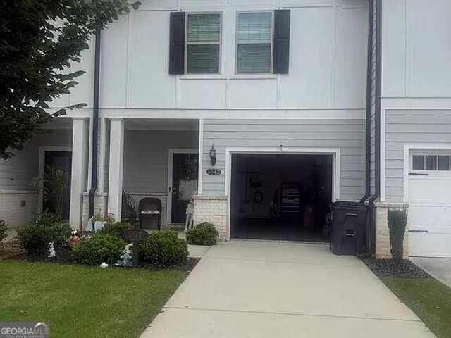 5542 Plain Field Lane, Lilburn, GA 30047