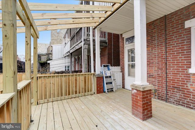 1723 STATE ST, Harrisburg, PA 17103