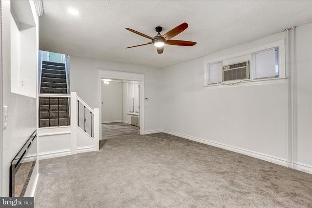 1723 STATE ST, Harrisburg, PA 17103
