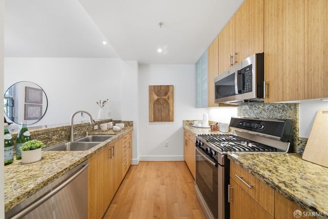 235 Berry Street 314, San Francisco, CA 94158
