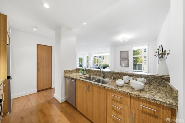 235 Berry Street 314, San Francisco, CA 94158