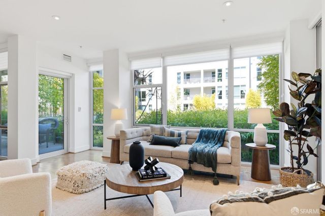 235 Berry Street 314, San Francisco, CA 94158