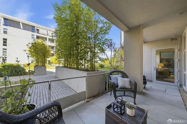 235 Berry Street 314, San Francisco, CA 94158