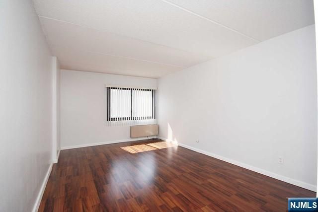 555 Gorge Road 3B, Cliffside Park, NJ 07010