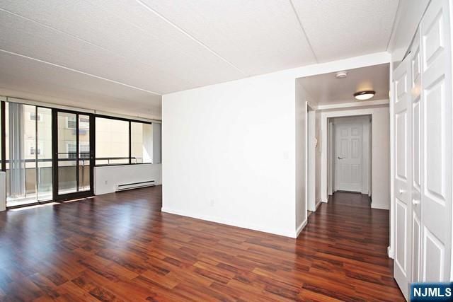 555 Gorge Road 3B, Cliffside Park, NJ 07010