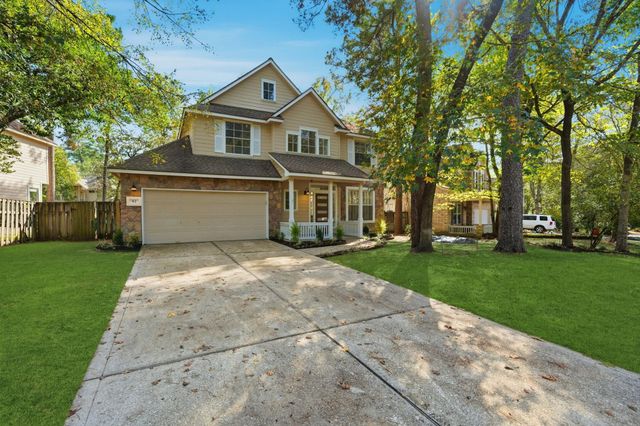 82 N Apple Springs Circle, The Woodlands, TX 77382