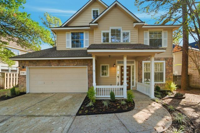 82 N Apple Springs Circle, The Woodlands, TX 77382