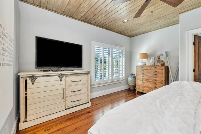 1800 Bruce Drive, St Simons Island, GA 31522