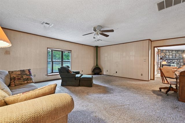 11212 N 106th East Avenue, Owasso, OK 74055