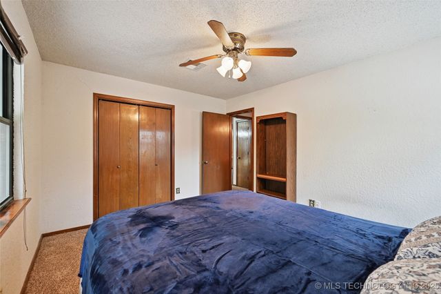 11212 N 106th East Avenue, Owasso, OK 74055
