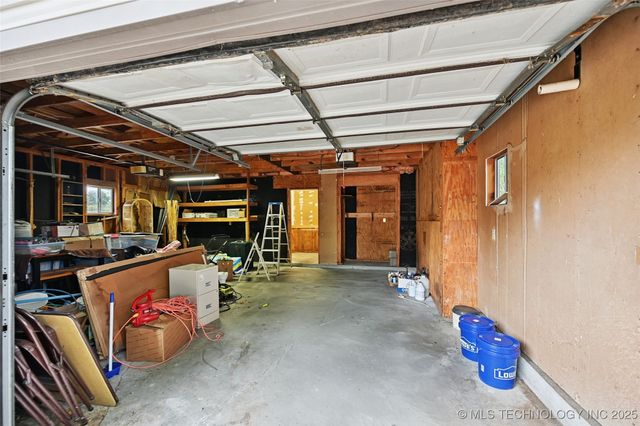 11212 N 106th East Avenue, Owasso, OK 74055