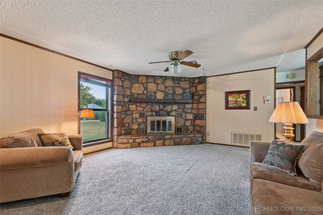 11212 N 106th East Avenue, Owasso, OK 74055
