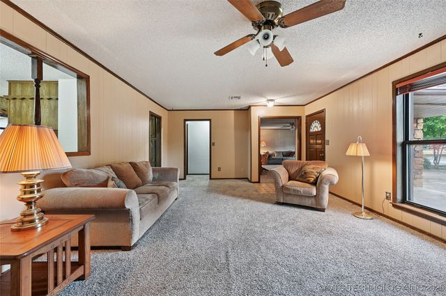 11212 N 106th East Avenue, Owasso, OK 74055