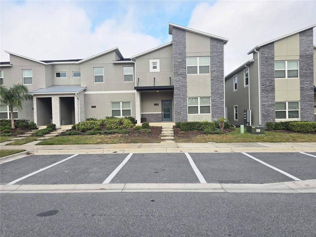 1036 LEADER STREET, Davenport, FL 33896