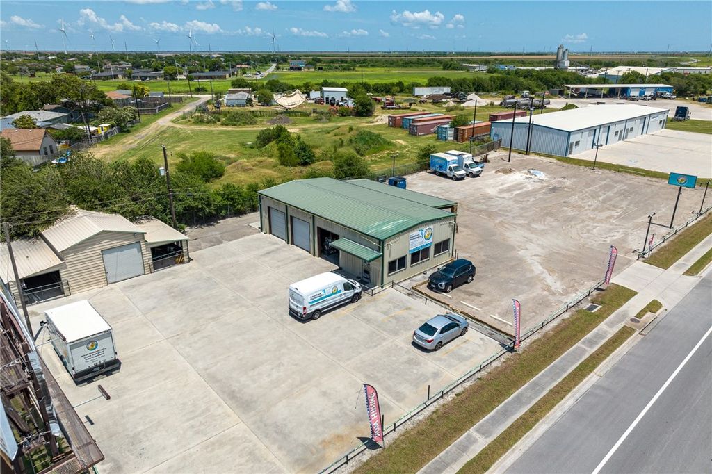 341 Highway 35, Gregory, TX 78359 — exterior