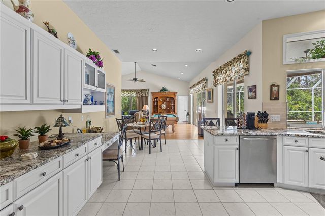 832 CARNOUSTIE DRIVE, Venice, FL 34293
