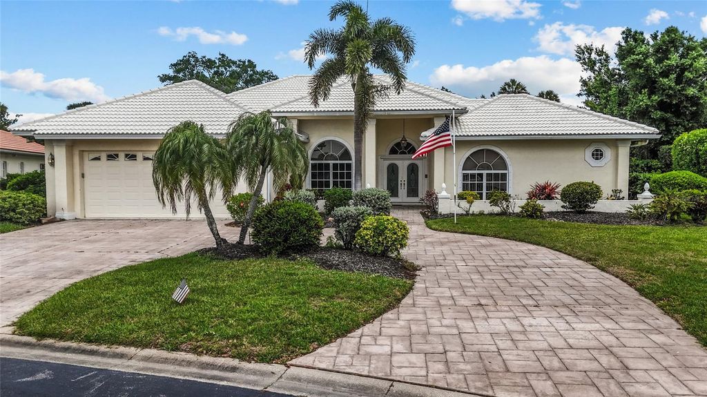 832 CARNOUSTIE DRIVE, Venice, FL 34293