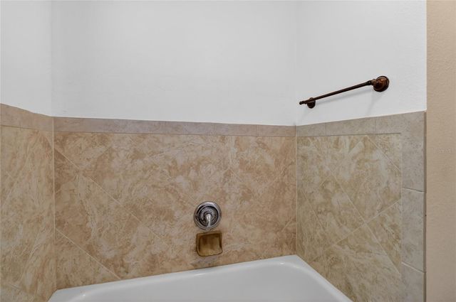 532 HUNTER STREET, Lakeland, FL 33803