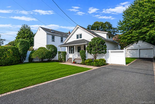 245 Greeley Avenue, Sayville, NY 11782