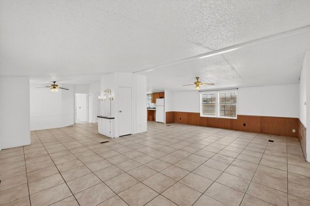 6327 Isleta Boulevard SW, Albuquerque, NM 87105