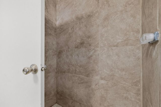 6327 Isleta Boulevard SW, Albuquerque, NM 87105