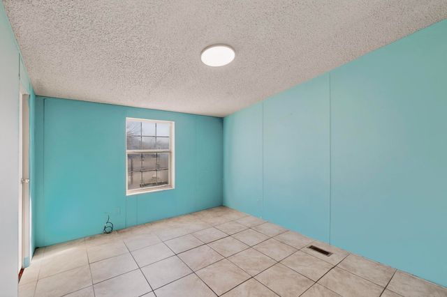 6327 Isleta Boulevard SW, Albuquerque, NM 87105