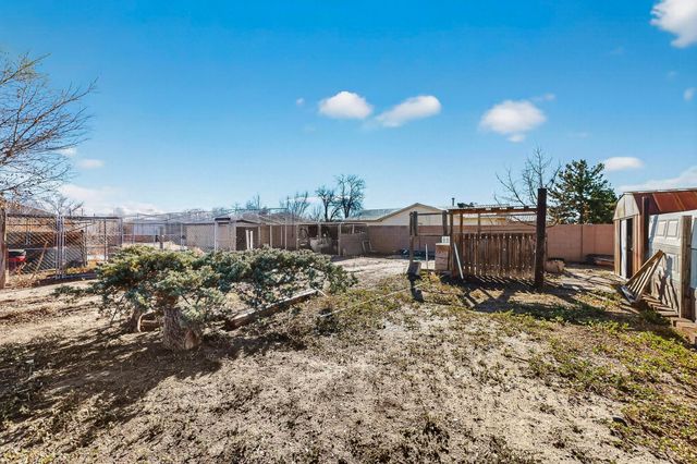 6327 Isleta Boulevard SW, Albuquerque, NM 87105