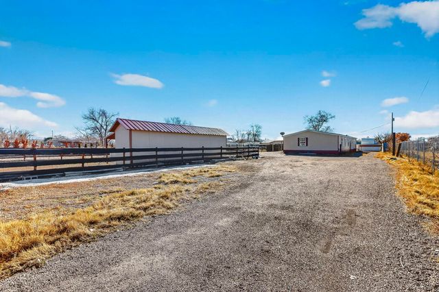 6327 Isleta Boulevard SW, Albuquerque, NM 87105