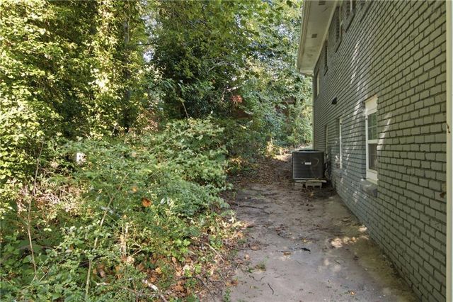 2349 Omaha Road SW, Atlanta, GA 30331
