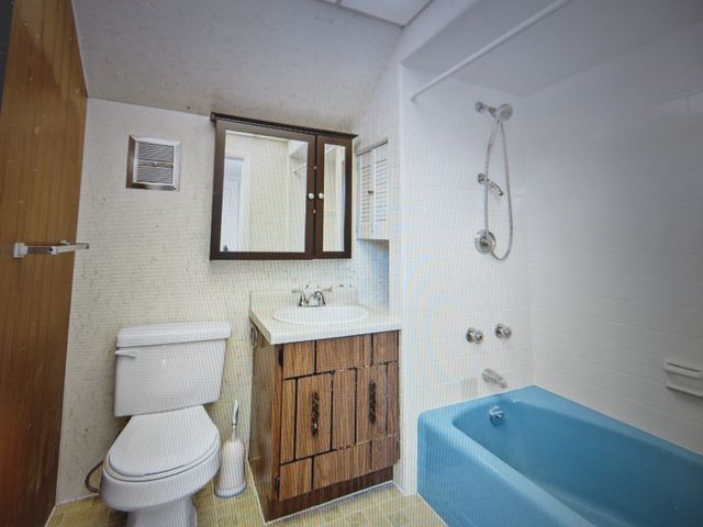 300 Manet Ave, Quincy, MA 02169